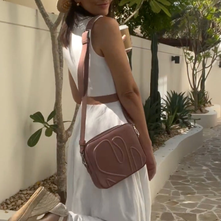 Maze Crossbody Bag Blush alternate
